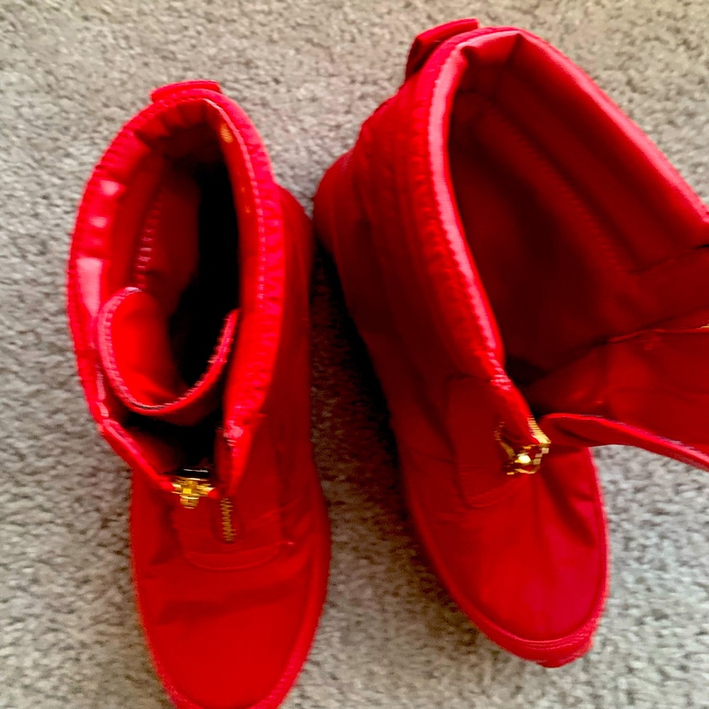 Red DKNY boots. Size 5